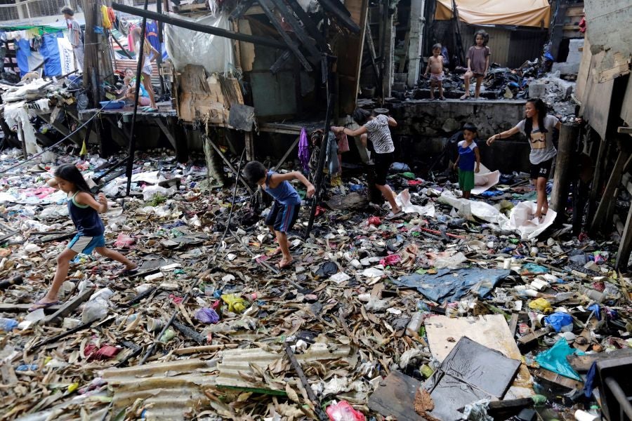 Ríos de basura en Manila