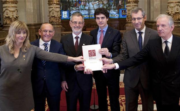 Eusko Ikaskuntza cumple 100 años y se asegura el apoyo de las instituciones de la CAV y Navarra