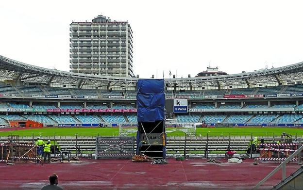 Los socios de la grada norte de Anoeta no pagarán más al ser reubicados por las obras