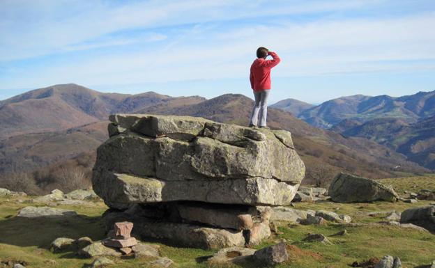 Harrikulunka, la roca que mece el viento en Elizondo