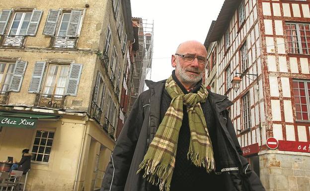 Mixel Berhocoirigoin: «Sin el desarme, acercar a los presos hubiera creado un conflicto con España»