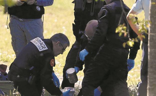 ETA acuerda su desaparición definitiva tras cerrar su debate