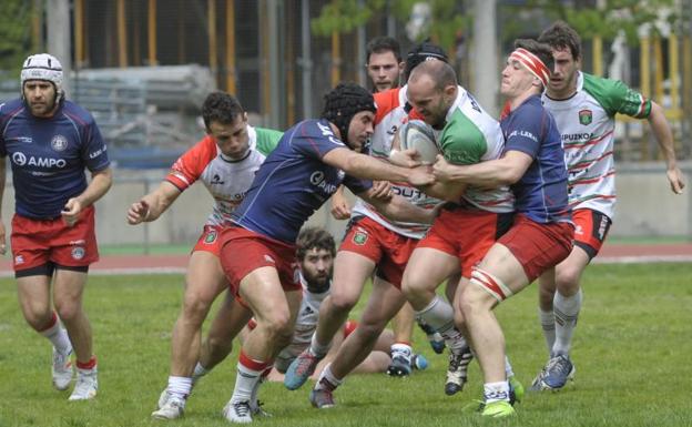 Ampo impone la lógica en el derbi