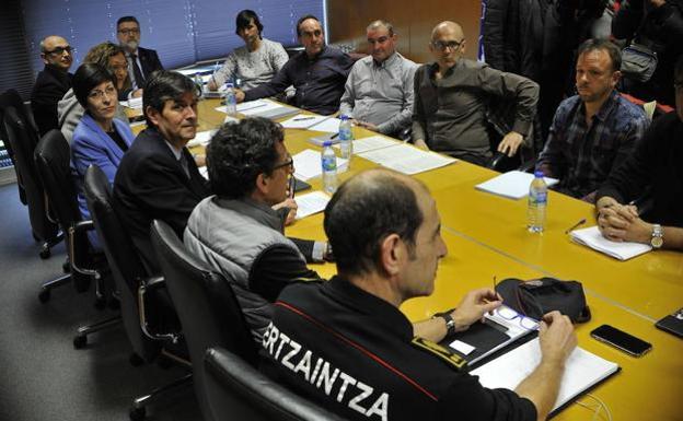 Preacuerdo entre Seguridad y la mayoría sindical en la Ertzaintza para mejorar las condiciones laborales