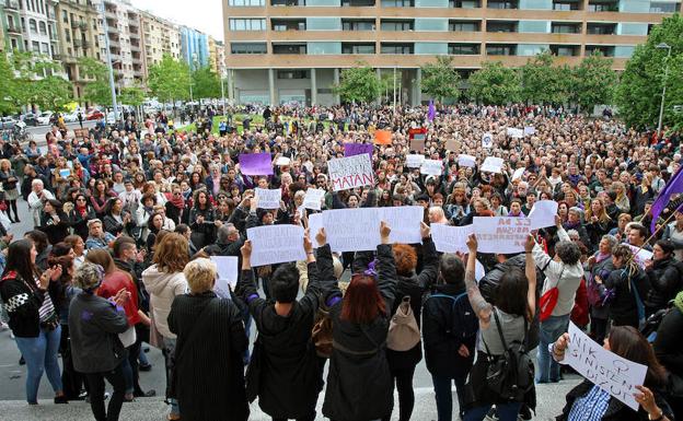 La sentencia contra 'La Manada' desata una ola de indignación en Gipuzkoa con nuevas protestas