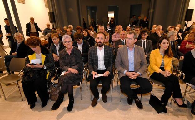 La Diputación recuerda a las víctimas de ETA y apela a convivir «desde el respeto al diferente»