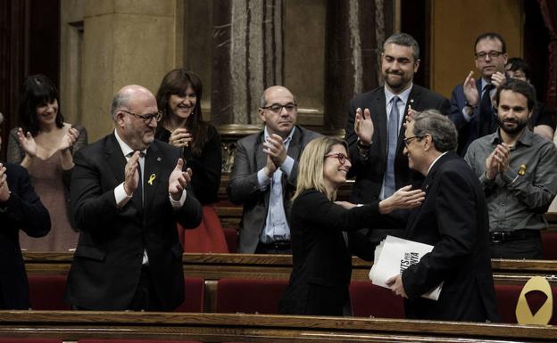Torra logra la investidura por un voto para reiniciar el 'procés' bajo la tutela de Puigdemont y la CUP