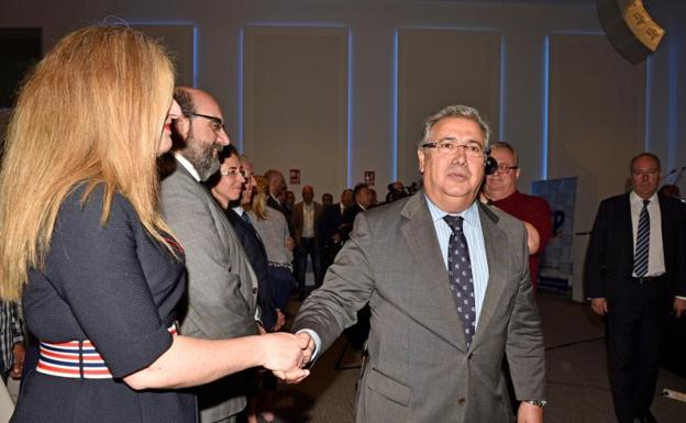 El Gobierno central rechaza negociar sobre los presos de ETA con País Vasco y Navarra