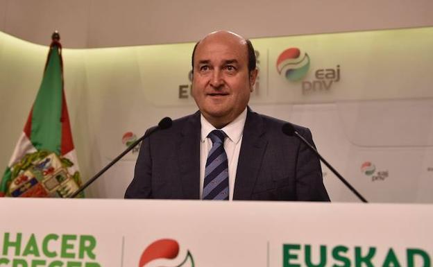 Ortuzar considera a Rajoy «el mejor interlocutor del PP»