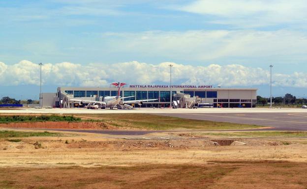 El aeropuerto internacional más vacío del mundo pierde sus últimos vuelos