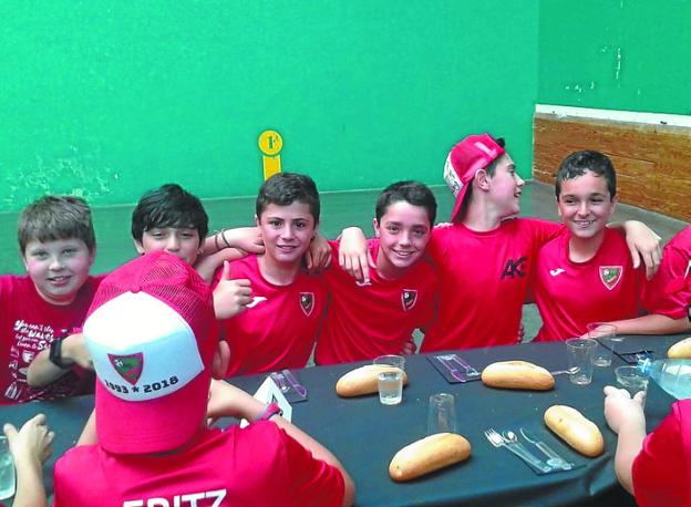 El 'AKE Eguna' fue la gran fiesta del fútbol