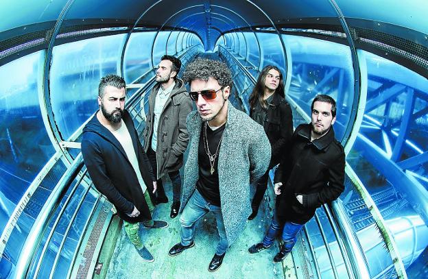 Shinova pone «intensidad» a un fin de semana cargado de citas festivas