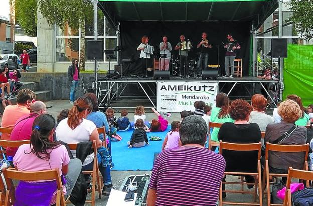 Kantaldia, gaurko hitzorduetako bat