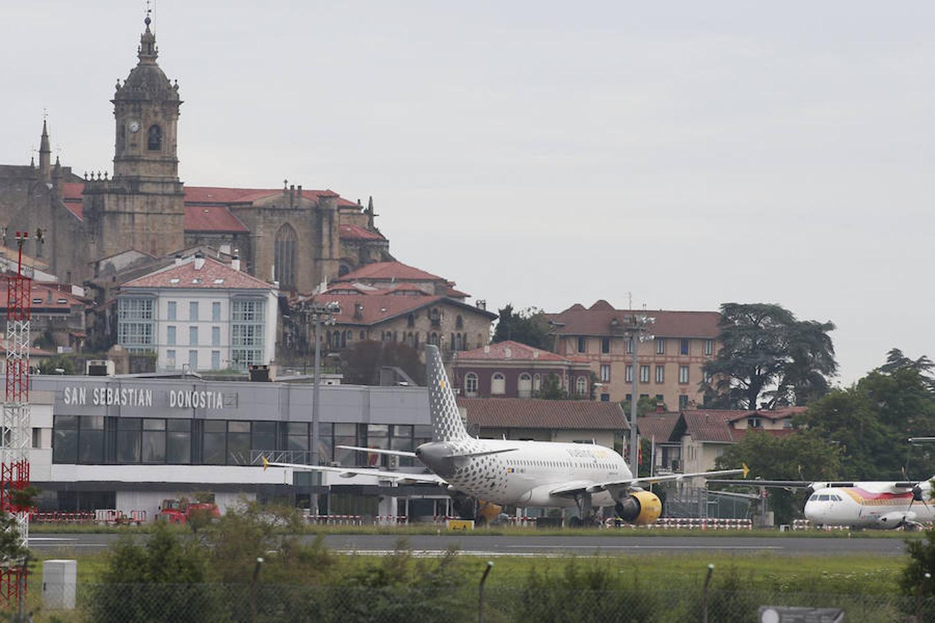 Más desvíos y cancelaciones en el aeropuerto de Hondarribia