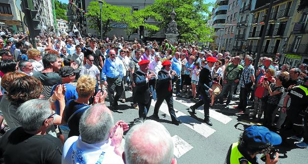 «Hoy vamos a comer tarde»