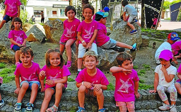 Más de 400 niños participan en el programa de ocio infantil de verano