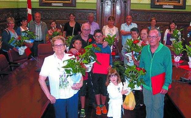 Están en marcha el concurso floral y el de la portada del programa de fiestas