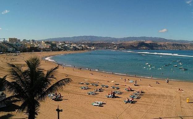 Solo los melillenses gastan más que los vascos al día en sus viajes