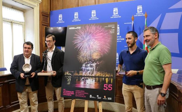 Todos los Fuegos Artificiales arrancarán desde una plataforma flotante en la bahía