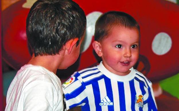 Umeek gozatu zuten euren egun handian