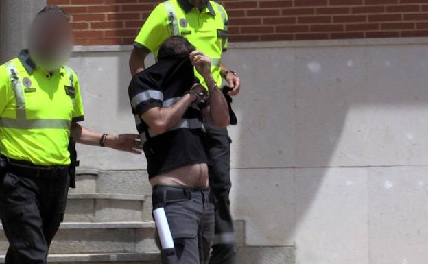 El conductor ebrio que mató a un matrimonio de Villabona en León entra en prisión