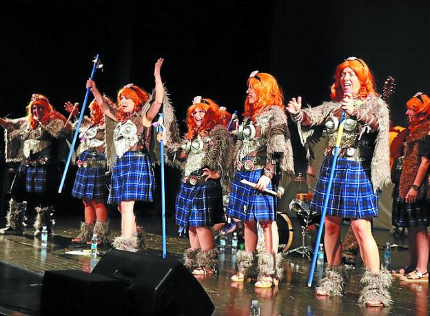 Erketz Euskal Dantza Taldea, homenajeado