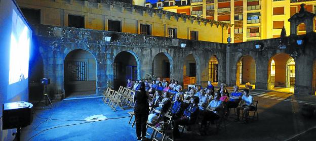 Autores locales para el claustro