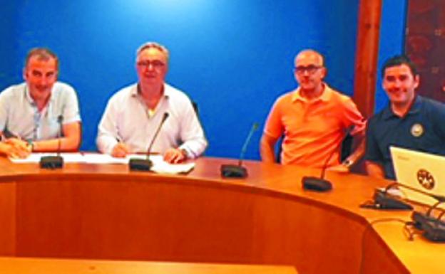 Hitzarmena Udala eta Izarraitzen artean Mutiozabal ontziolako lanak bideratzeko