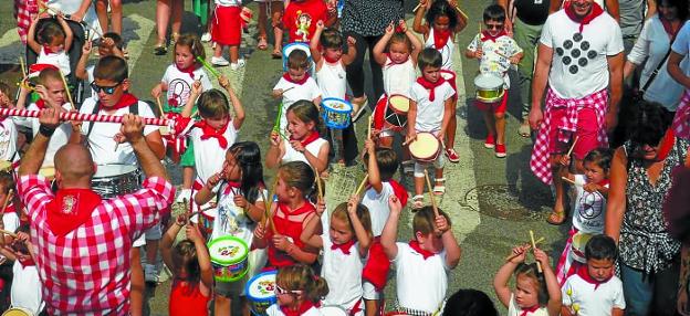 Los niños también disfrutan en Lesaka