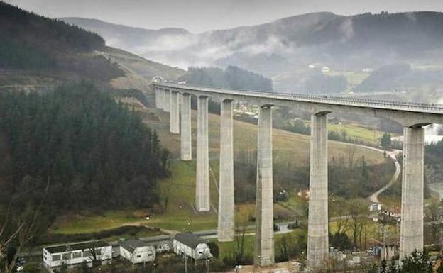 Fomento adjudica el segundo tramo del nudo de Bergara del TAV por 182 millones