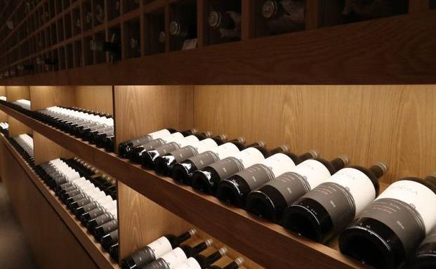 Golpe al fraude del vino exclusivo: 1.900 euros por una botella de 19 euros
