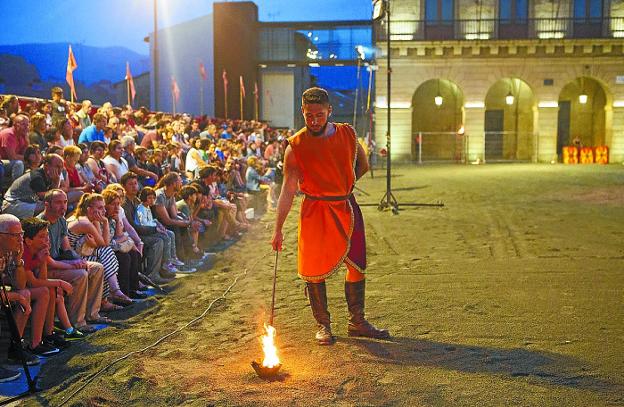 Imagen de uno de los espectáculos nocturnos del circo romano, celebrados hace una semana. /  F. DE LA HERA