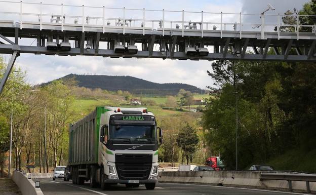 La Diputación aprobará en septiembre la modificación de la norma foral de peajes de la N-1 y la A-15