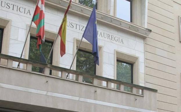 El TSJPV admite un recurso que busca impedir la ley vasca de víctimas de abusos policiales