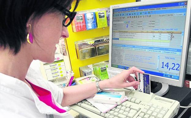 El Gobierno Vasco devuelve 32 euros por copago a casi 67.800 pensionistas y parados