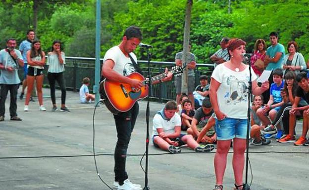 Nueve años después se pide «verdad, justicia y reparación» por Remi Ayestarán