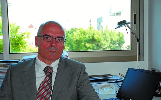 José García Montalvo: «Sería absurdo impedir que alguien alquile una casa que va a estar vacía»