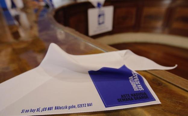 «Si no hay SÍ ¡ES NO!», lema del ayuntamiento de San Sebastián contra las agresiones sexistas en la Semana Grande