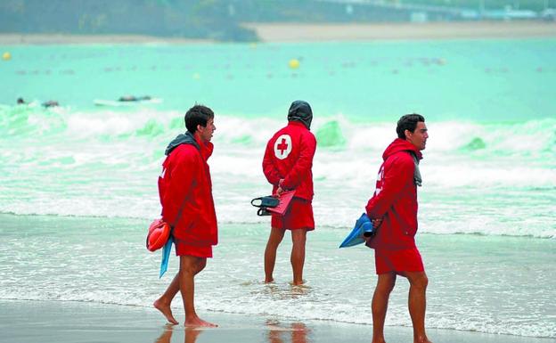 Los socorristas mantienen la huelga que empieza el martes