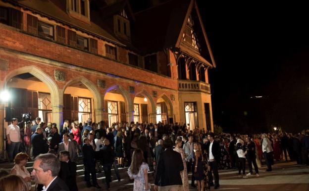 Teledonosti puso el glamour