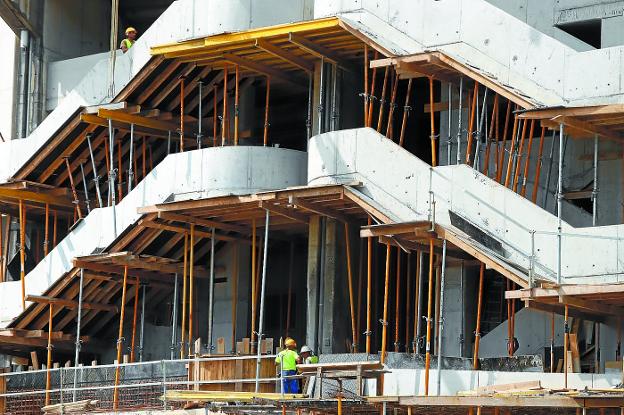 Aperribay calma a la Liga y al Barcelona por el tema de Anoeta