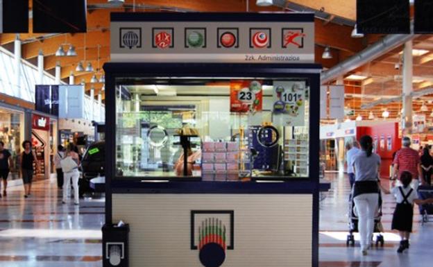 Un boleto de segunda categoría de La Primitiva deja un premio de 63.252,45 euros en Usurbil