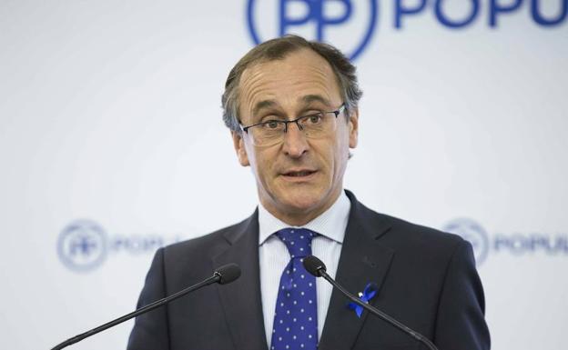 El PP vasco pide al PNV que «rectifique» porque su acuerdo con EH Bildu sobre el nuevo estatus lleva a Euskadi «al abismo»