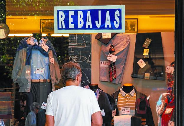 Las rebajas no logran compensar una temporada de verano floja en Gipuzkoa