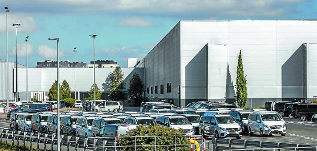 Mercedes prevé parar la producción cinco días en octubre por la incertidumbre de los coches diésel