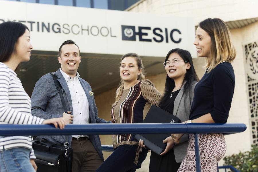 ESIC presenta en Donostia-San Sebastián la oferta formativa de masters que impartirá este curso en sus campus de Navarra y Bilbao