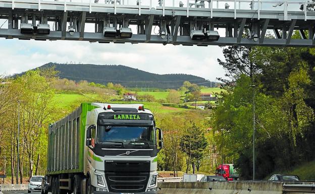 Hacienda estima que el rediseño del peaje de la N-1 costará unos 5 millones