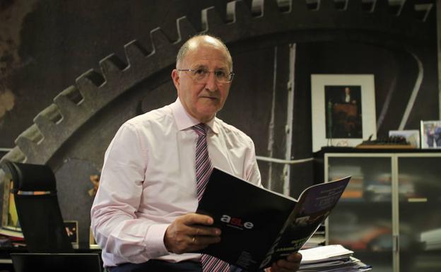 «La mentalidad ha cambiado, antes asumíamos retos pero ahora no se quiere arriesgar»