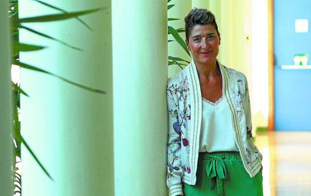 Igone Etxeberria: «Si el cuidador tiene buena calidad de vida, el dependiente vivirá mejor»