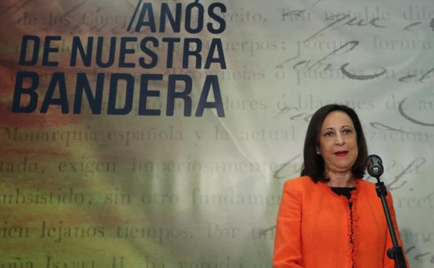 Robles critica los abucheos a Pedro Sánchez: «Faltan al respeto»